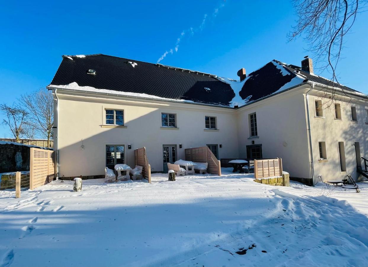 Farmhouse Eckartsberg Im Zittauer Gebirge - Gemuetliche Und Moderne Ferienwohnungen Mit Terrasse Экстерьер фото